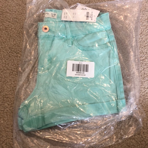 abercrombie kids Other - Girls Abercrombie 11/12 Seafoam Green Shorts